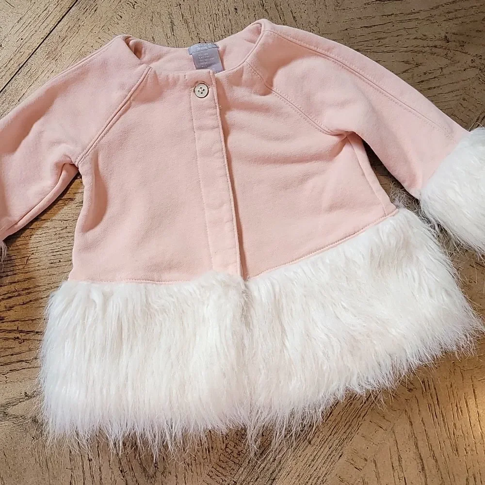 24 month blush pink with white fur jacket💞🤍